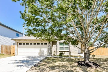 6503 Beech Trail Converse, TX 78109